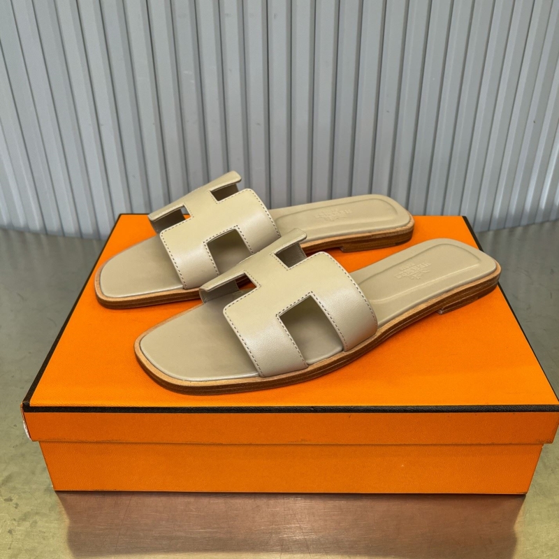 Hermes Slippers